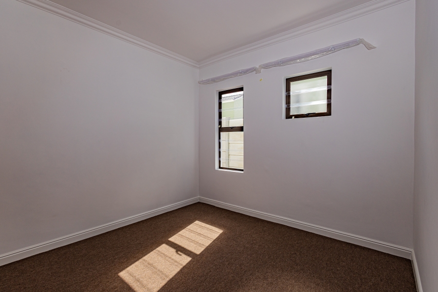 2 Bedroom Property for Sale in Fisantekraal Western Cape